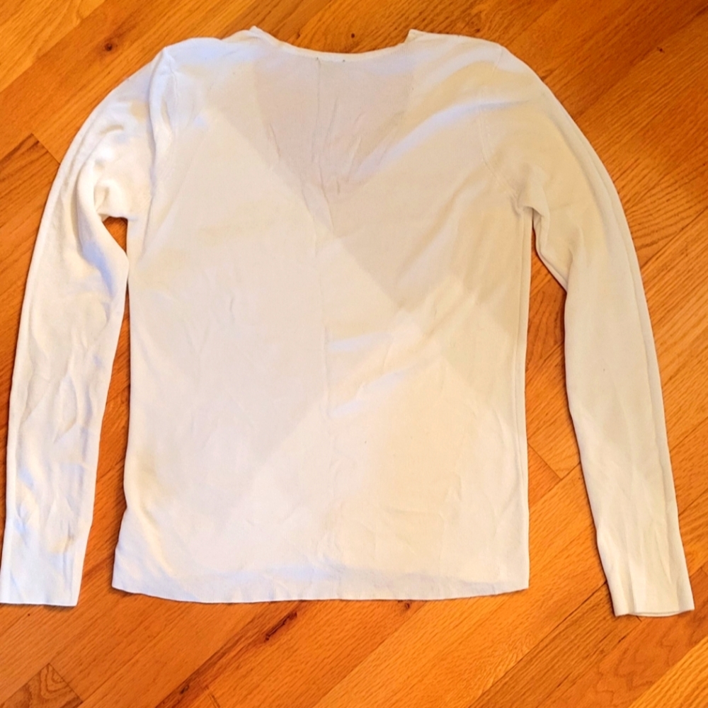Express Ribbed VNeck Knit Top - Picture 3 of 12